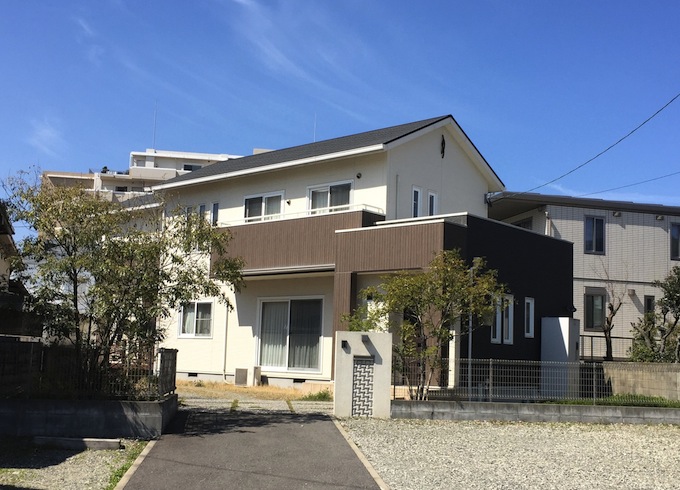 ななめの家